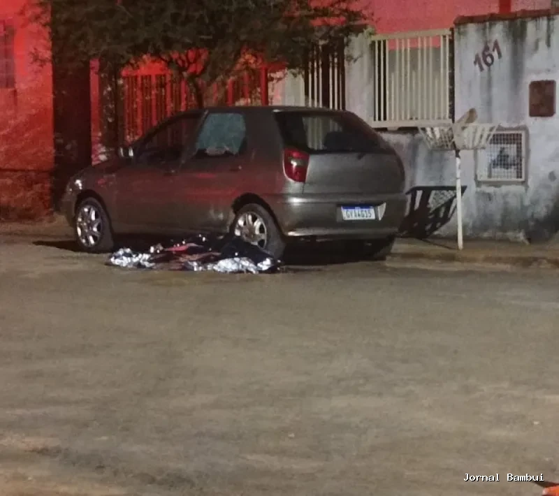 Homem é morto com múltiplos disparos em possível emboscada no bairro Caixa D’Água, em Luz
